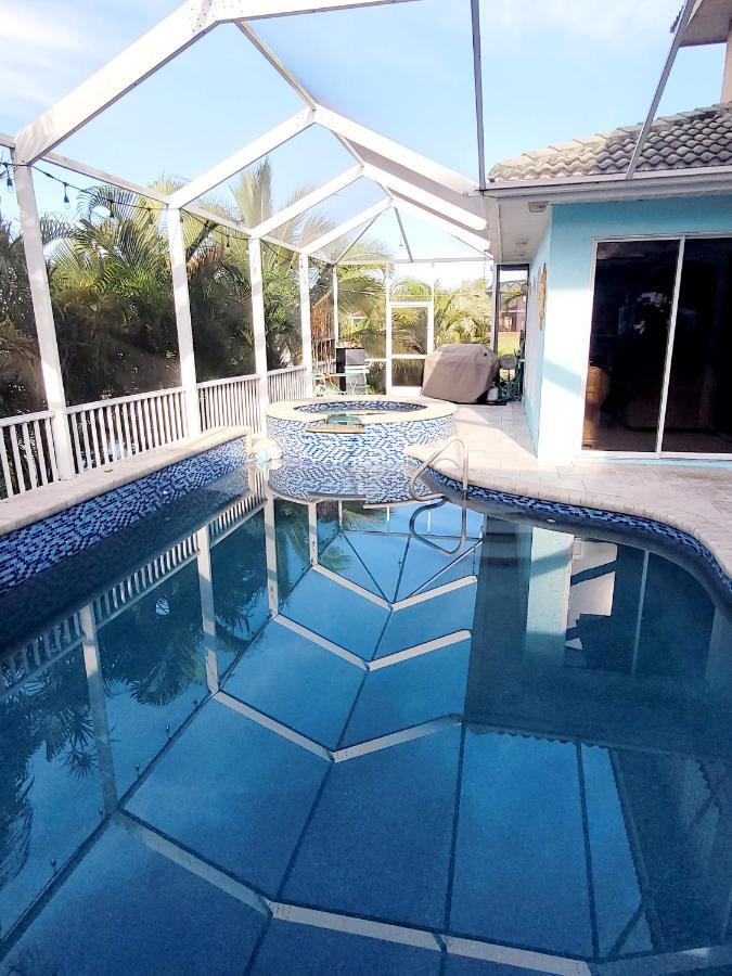 Cape Paradise B & B - Your Luxury Tropical Retreat Cape Coral Extérieur photo