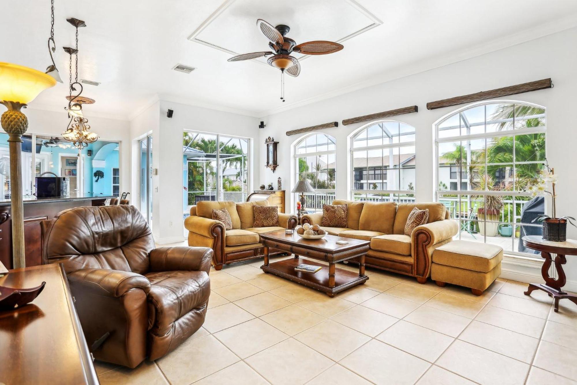 Cape Paradise B & B - Your Luxury Tropical Retreat Cape Coral Extérieur photo